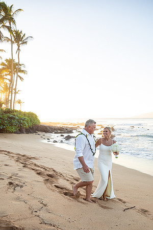 WEB-Maui-Beach-Wedding-Madelynne-Lorraine-042