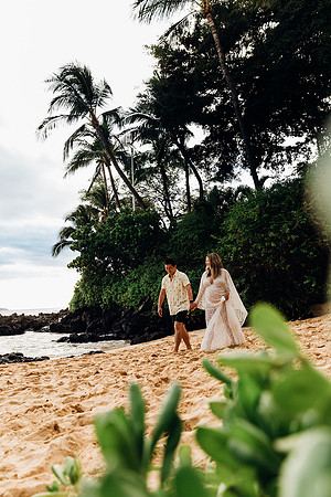 Madelynne Lorraine shooting for Moorea Thill Photography