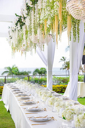 Dellables-Floral-Design-Four-Seasons-Maui-8