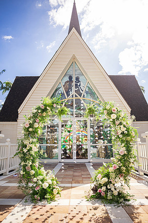 WebRes-Maui-Wedding-Grand-Wailea-MaddyLPhoto-004