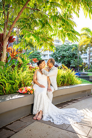 WebRes-Maui-Beach-Wedding-MaddyLPhoto-254