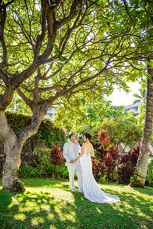WebRes-Maui-Beach-Wedding-MaddyLPhoto-308