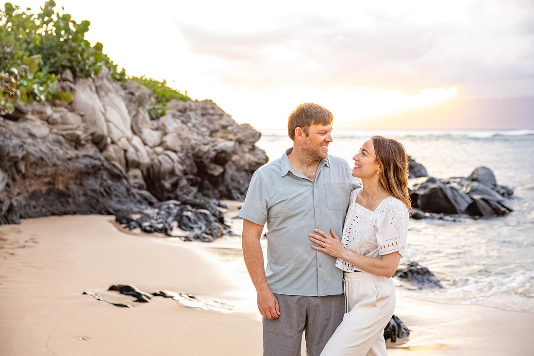 Variety of sunset portraits featuring a family with two young boys. Location: Napili Bay, Maui, Hawaii. 