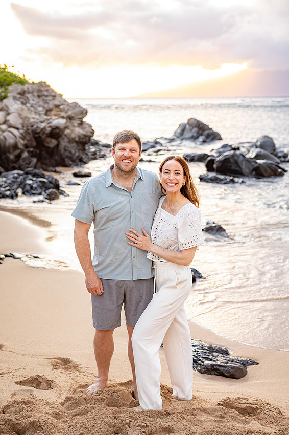 Variety of sunset portraits featuring a family with two young boys. Location: Napili Bay, Maui, Hawaii. 