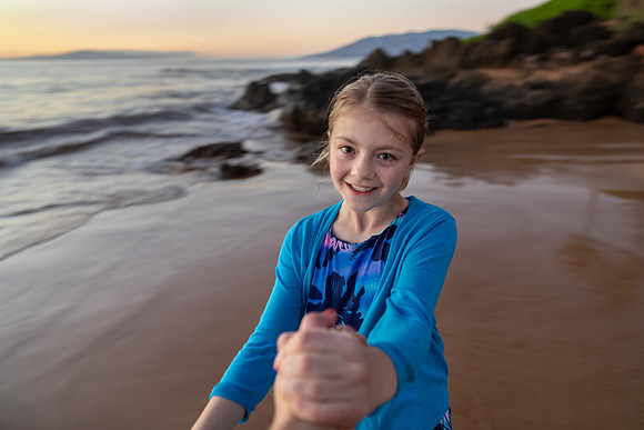 Maui-Family-Beach-Portraits-Madelynne-Lorraine-Hawaii-Photographer-003