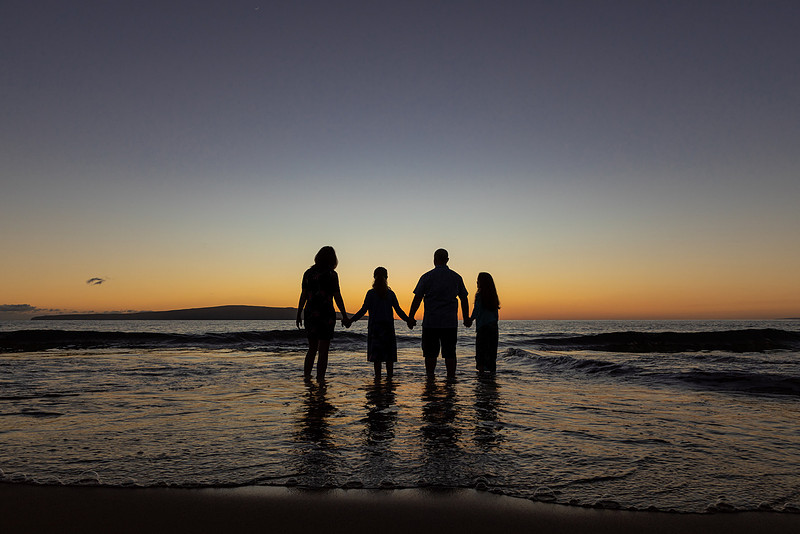 Maui-Family-Beach-Portraits-Madelynne-Lorraine-Hawaii-Photographer-008