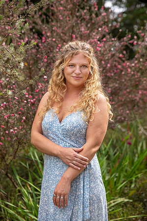 Graduation-Portraits-Madelynne-Lorraine-Photography-028