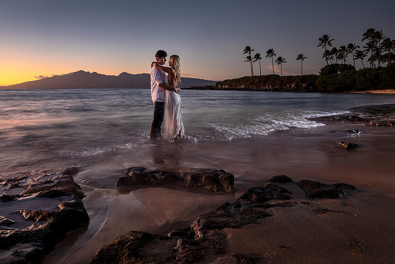 Maui-Beach-Proposal-Session-Madelynne-Lorraine-002
