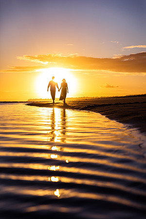 bright and colorful portraits hawaii photographer Maddy L