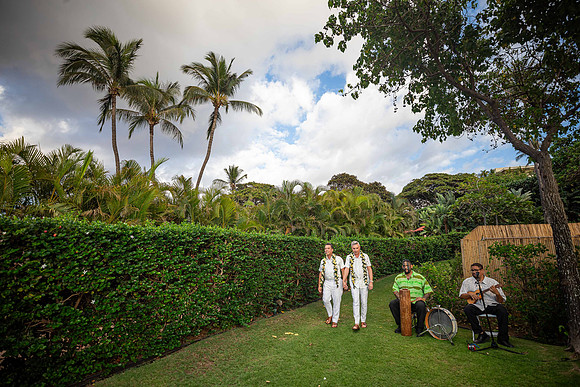 WebRes-Maui-Wedding-MaddyLPhoto-371